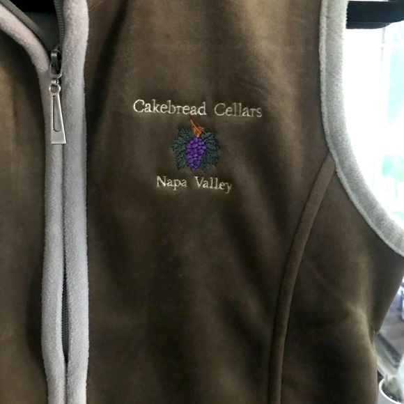 Cakebread winery zippered vest - Picture 3 of 6